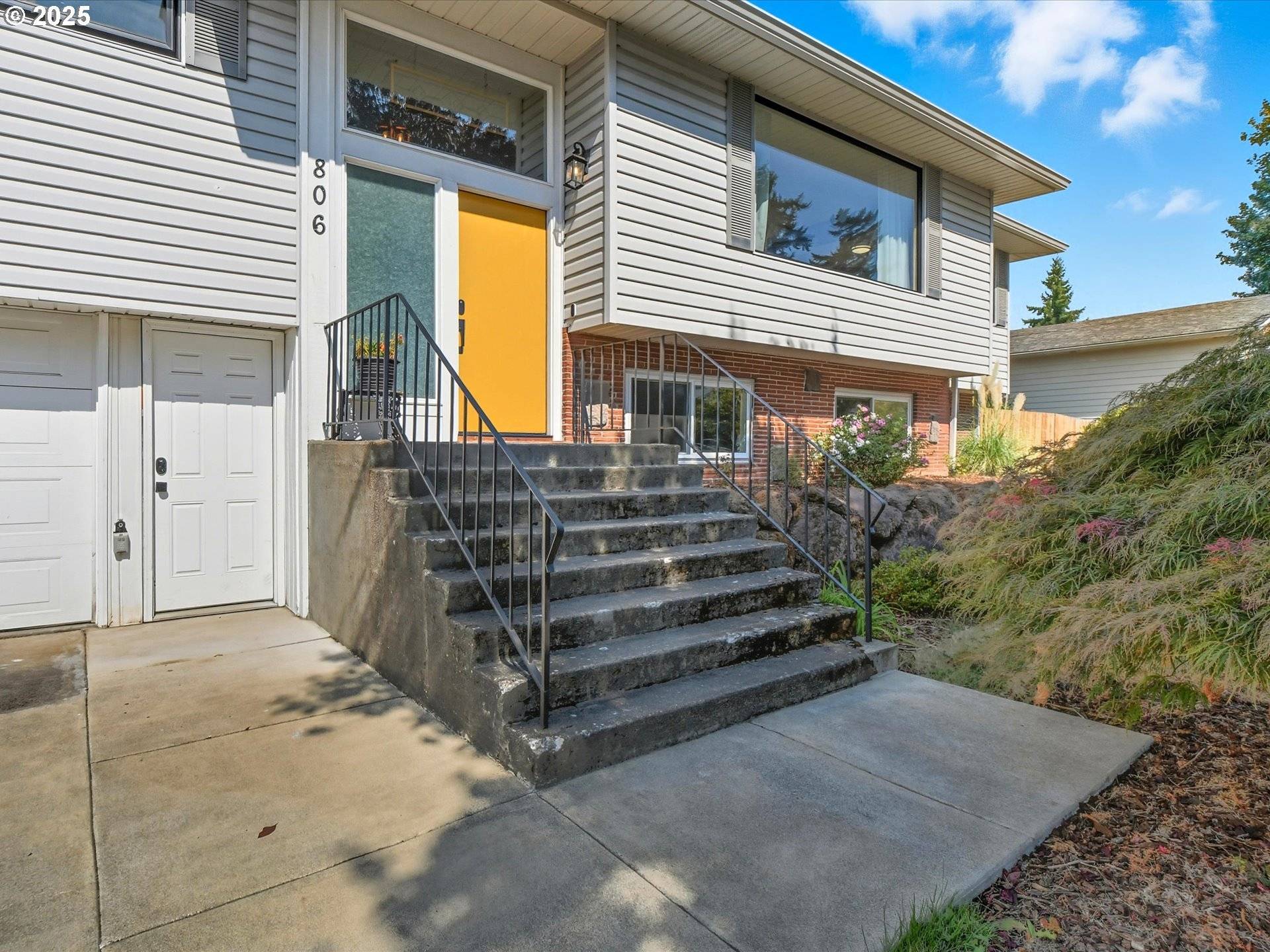 Vancouver, WA 98665,806 NW 94TH ST