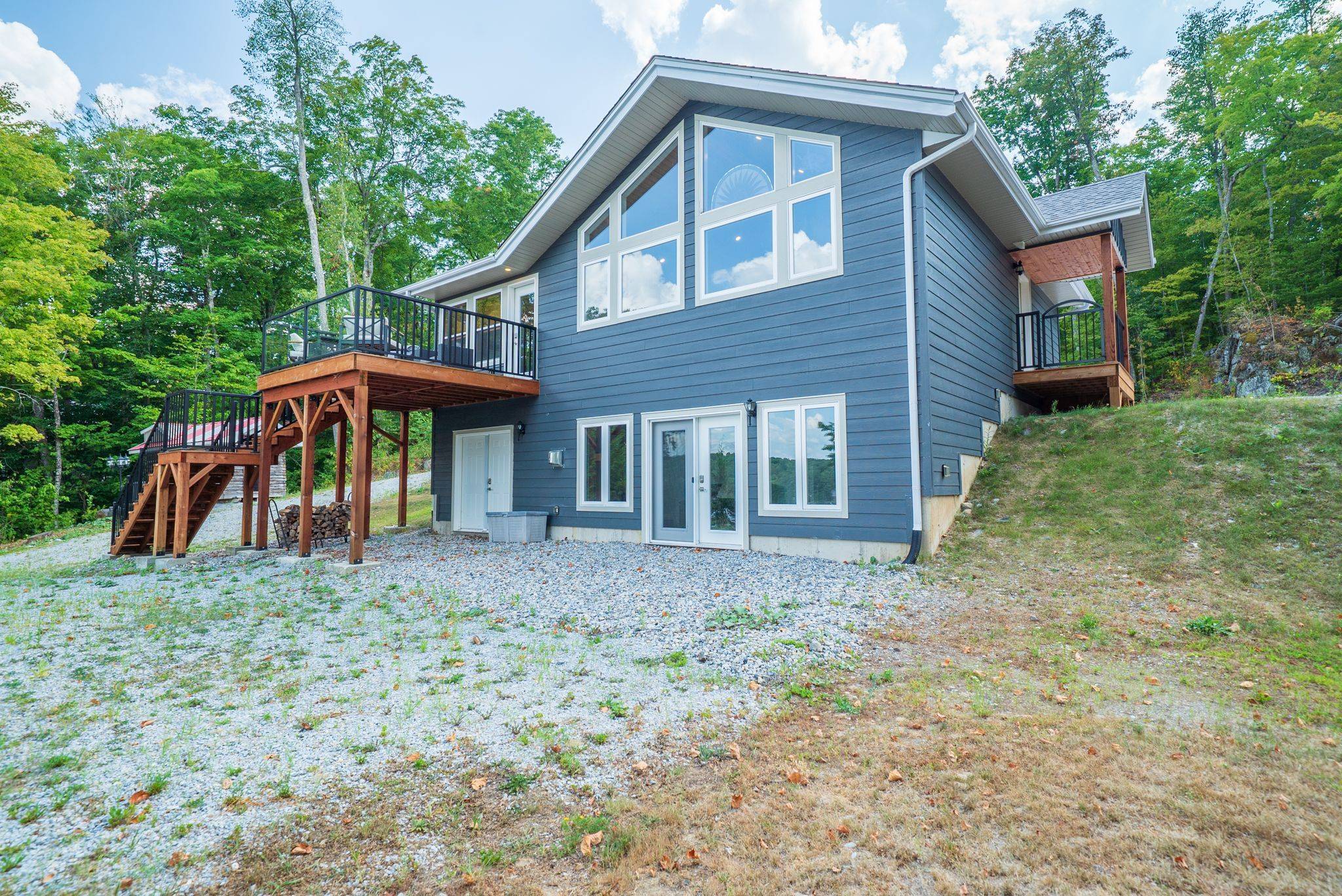 Frontenac, ON K0H 2J0,1053C Granite Terrace LN