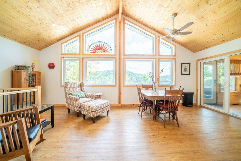 Frontenac, ON K0H 2J0,1053C Granite Terrace LN