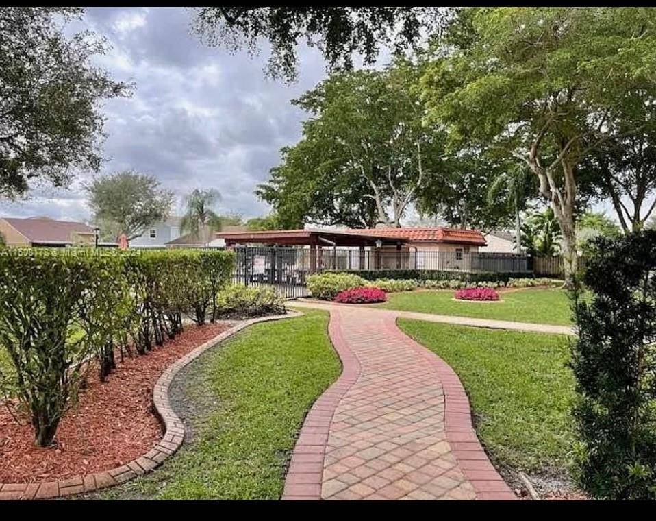 Sunrise, FL 33326,15805 W Waterside Cir #106