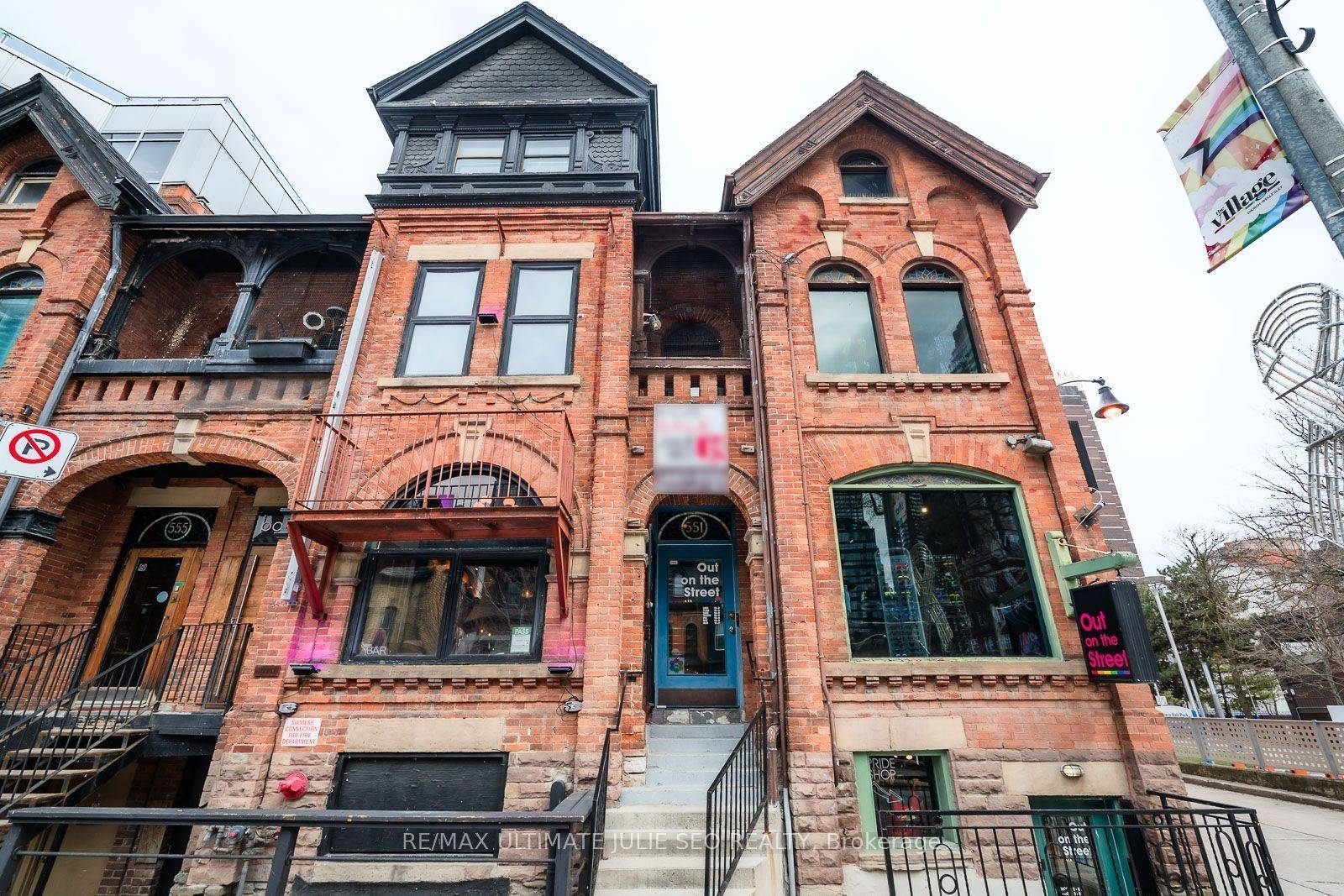 Toronto C08, ON M4Y 2E2,551 Church ST