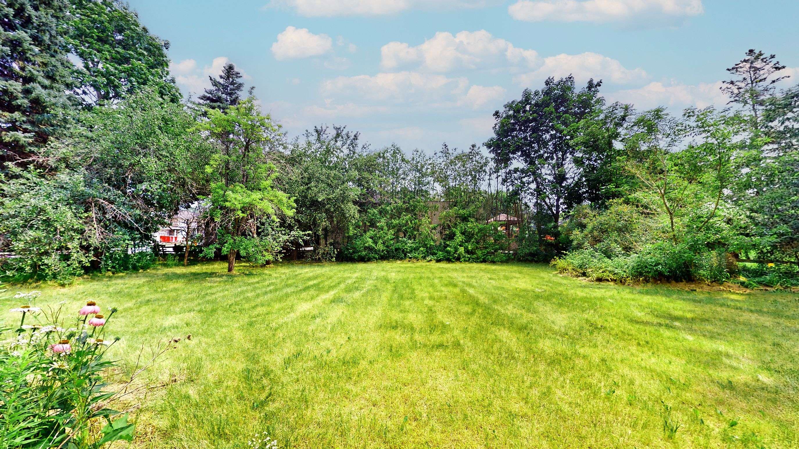 Markham, ON L6B 1A8,6765 14th AVE