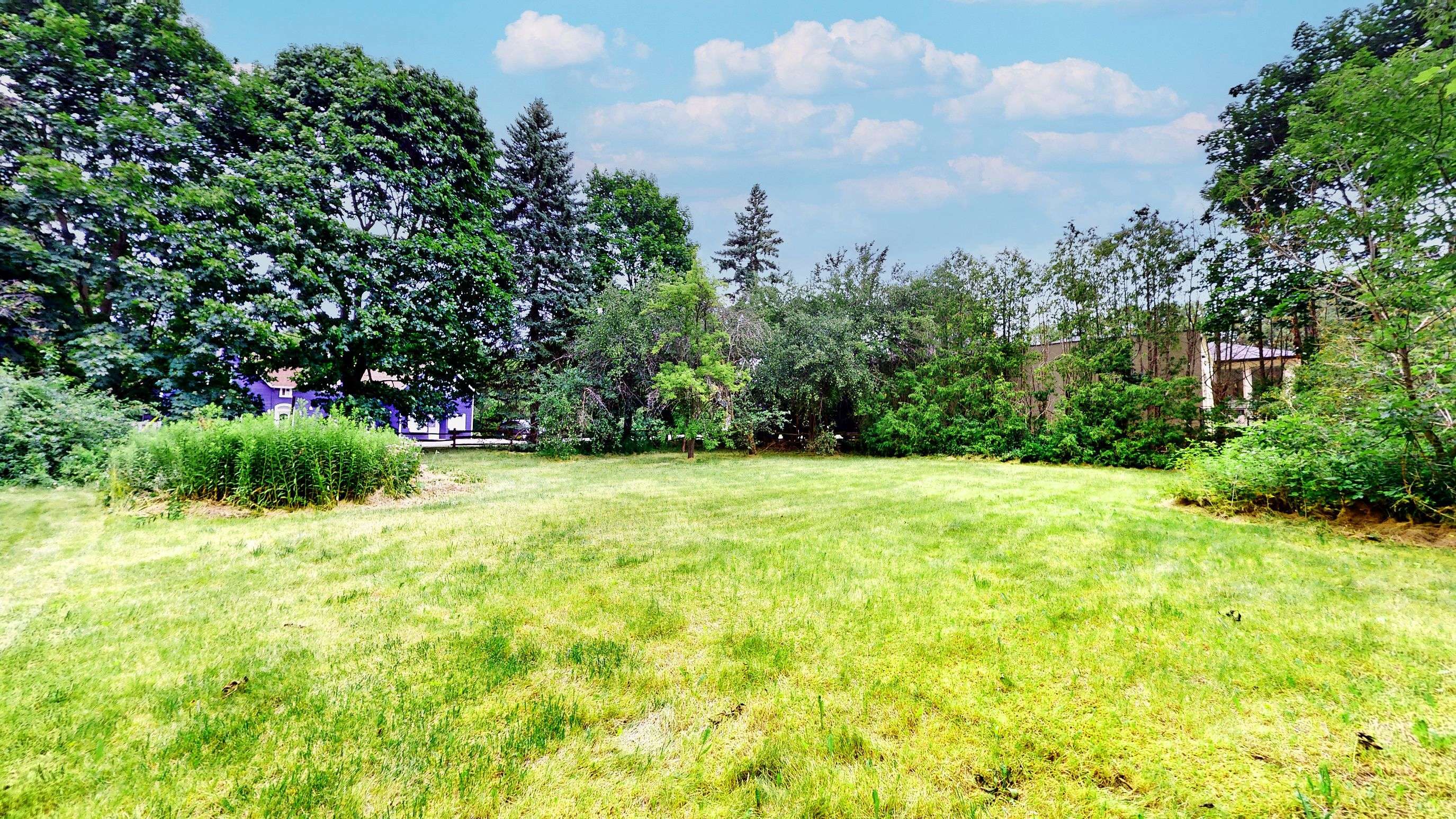 Markham, ON L6B 1A8,6765 14th AVE