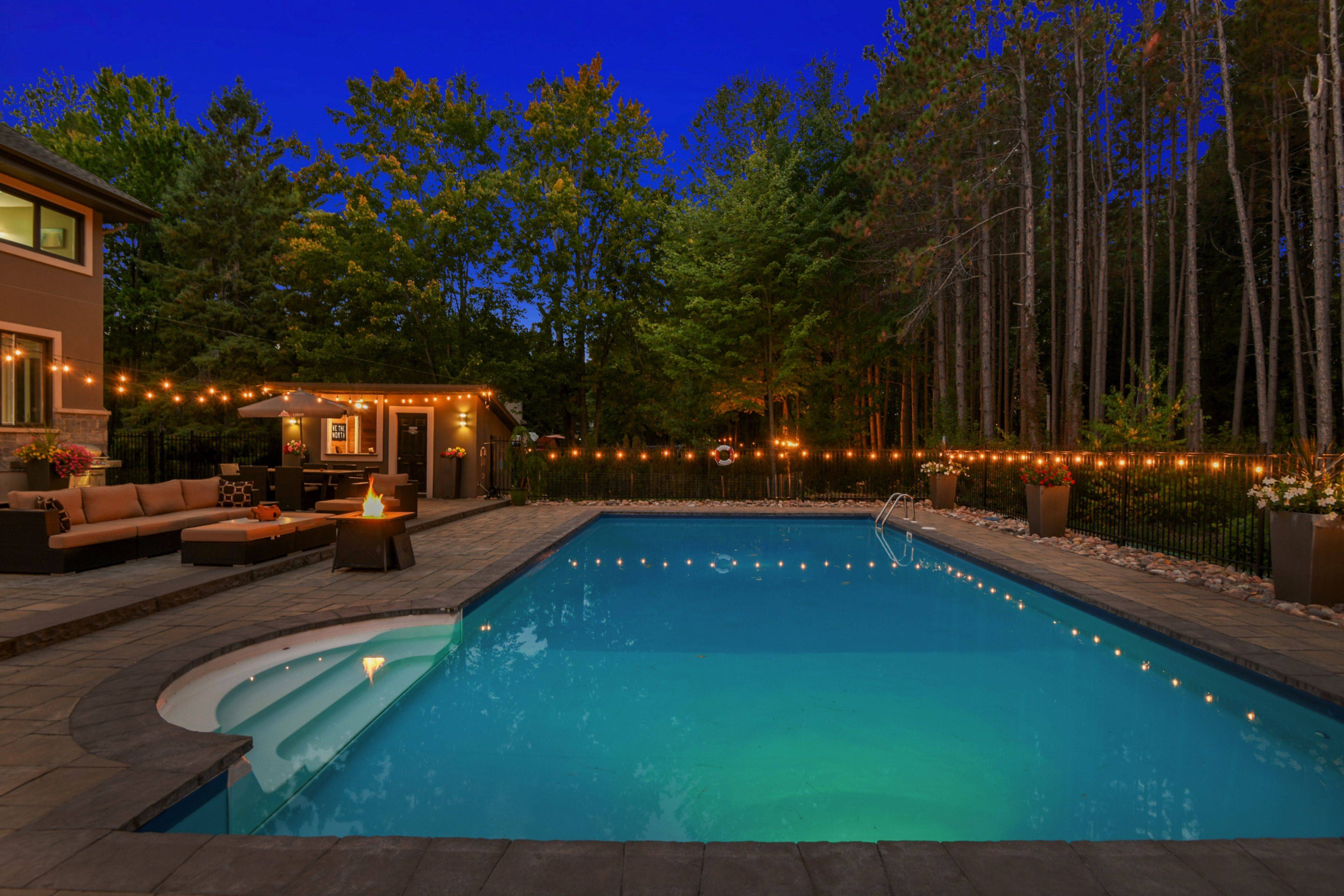 Manotick - Kars - Rideau Twp And Area, ON K4M 1B4,2284 Summerside DR