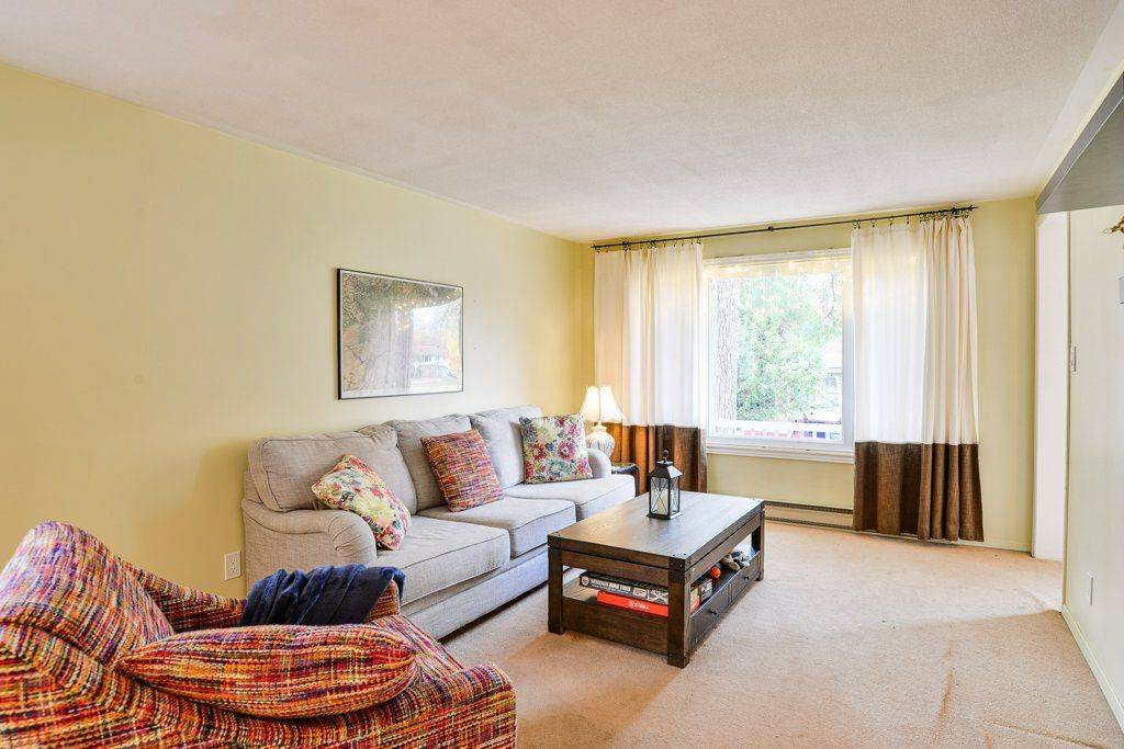 Bracebridge, ON P1L 1K3,24 Dudley DR