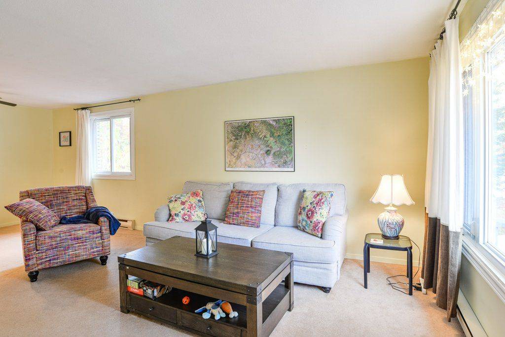 Bracebridge, ON P1L 1K3,24 Dudley DR