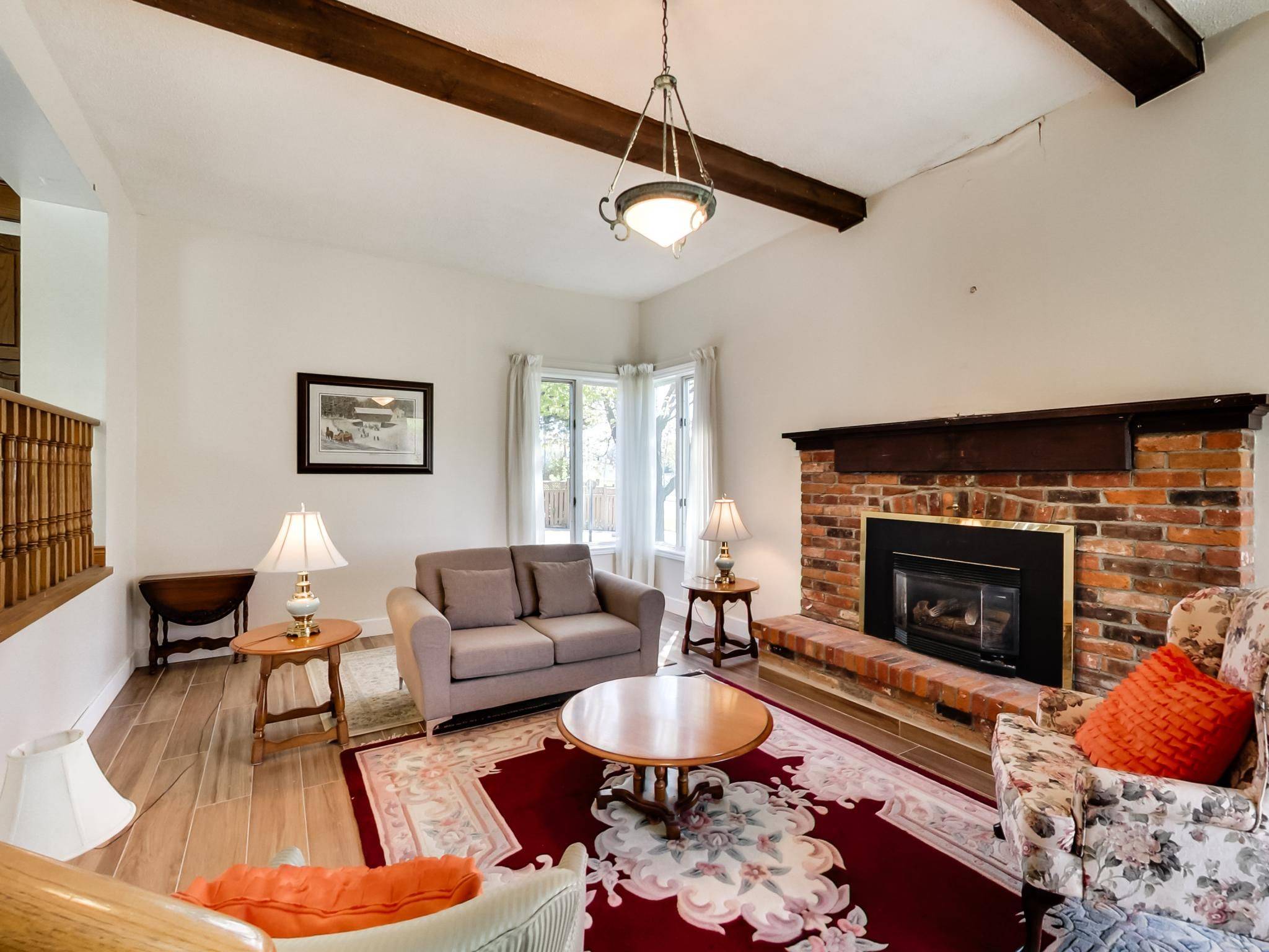 Toronto E09, ON M1P 4E2,1 Kencliff CRES