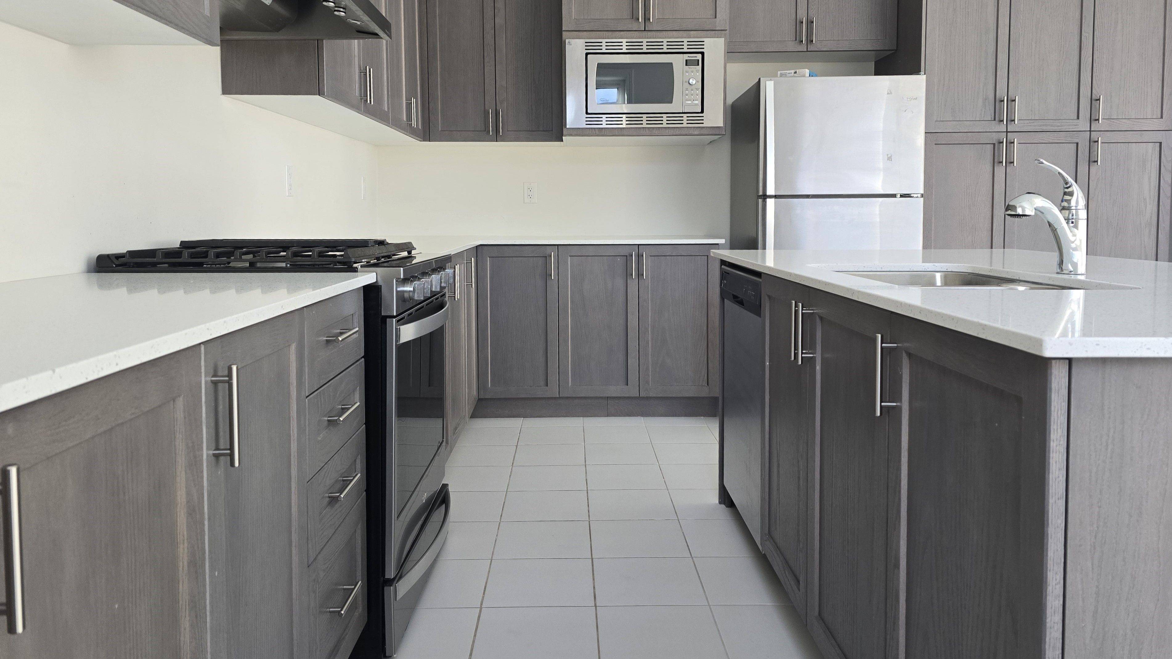 Kawartha Lakes, ON K9V 0P2,19 Hancock CRES