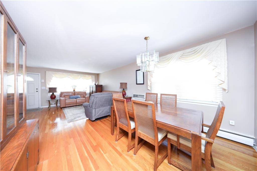 Staten  Island, NY 10308,223 Abingdon AVE