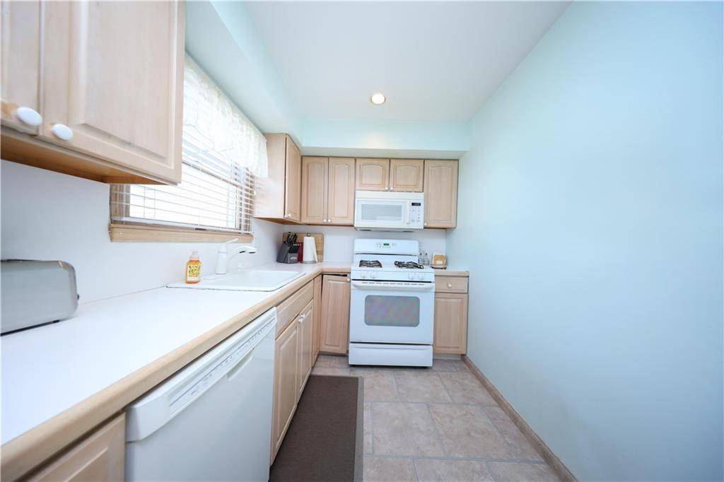 Staten  Island, NY 10308,223 Abingdon AVE