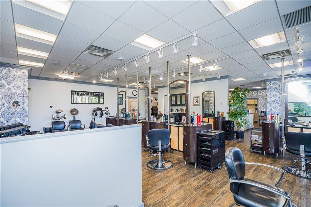 Brooklyn, NY 10302,1605 Forest AVE