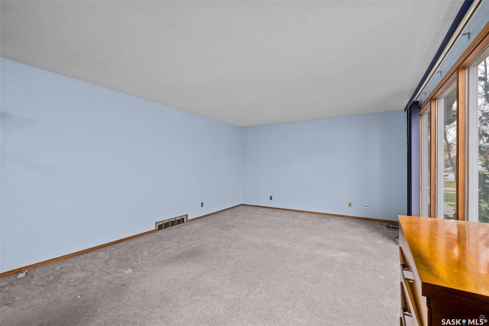 Prince Albert, SK S6V 1X6,441 28th STREET E