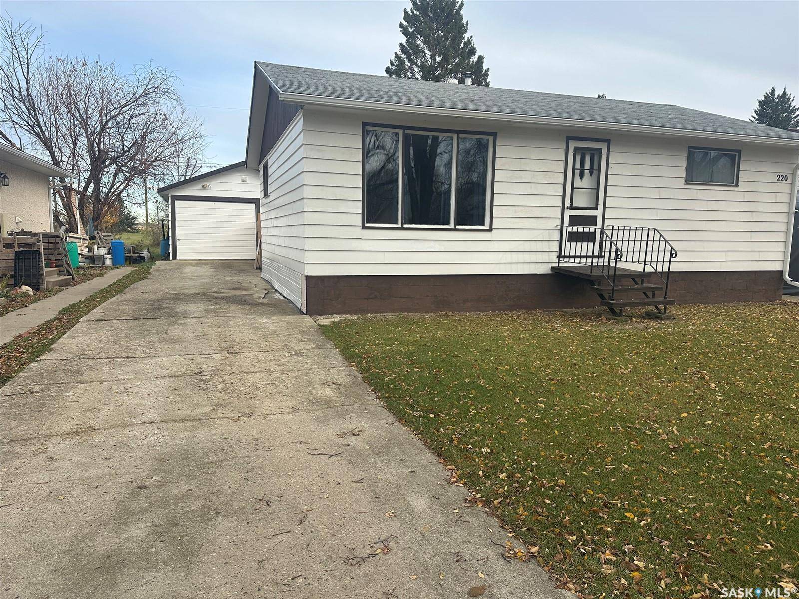 Kamsack, SK S0A 1S0,220 Avenue ROAD