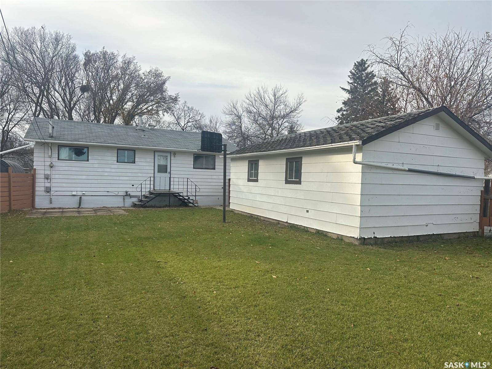 Kamsack, SK S0A 1S0,220 Avenue ROAD