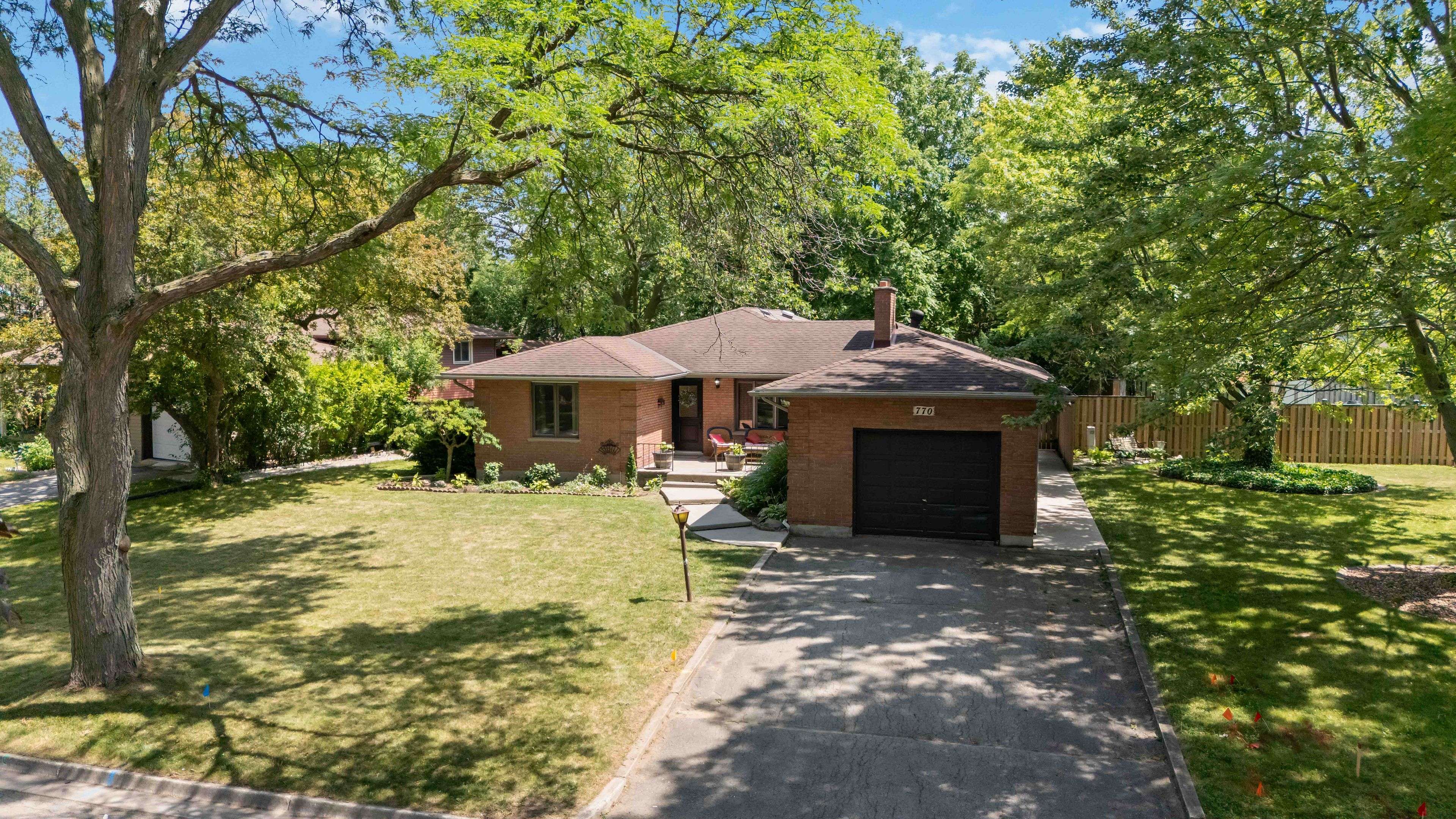 London South, ON N6J 2Y7,770 Galloway CRES