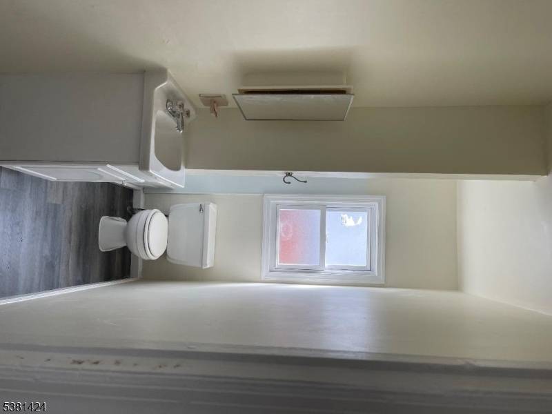 Paterson City, NJ 07502,242 Union Ave #2