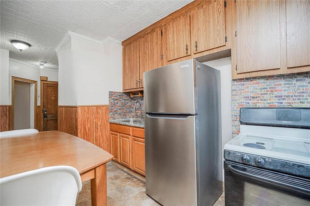 Brooklyn, NY 11225,400 Lefferts AVE