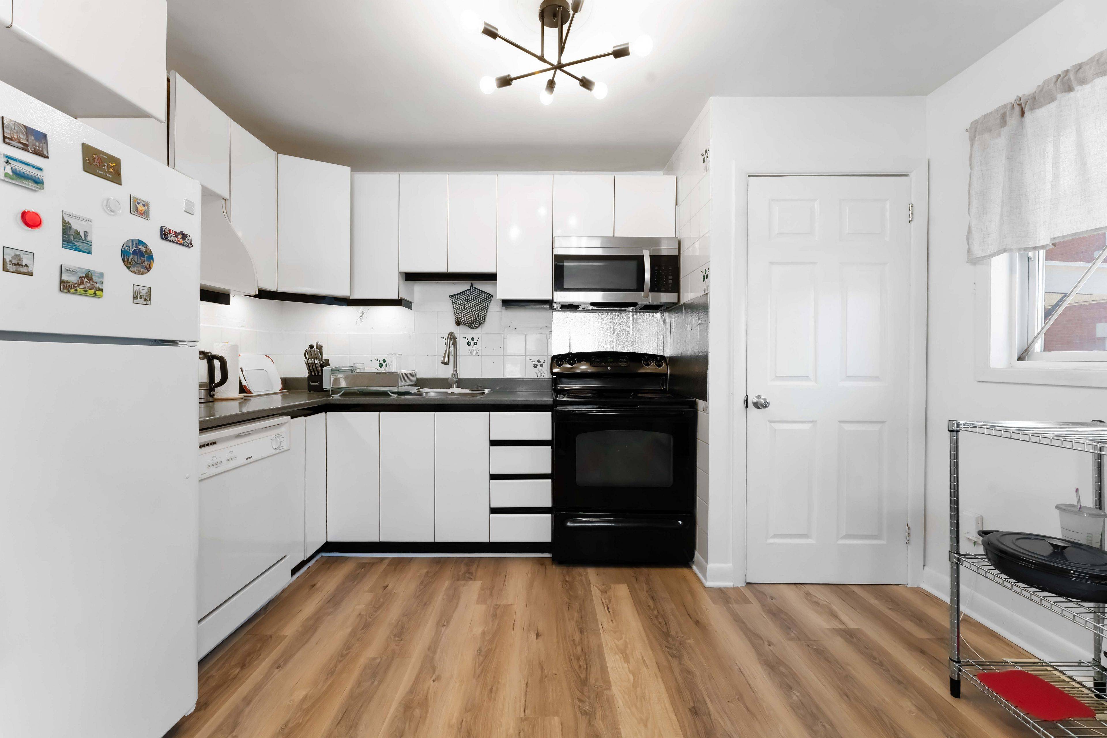 Overbrook - Castleheights And Area, ON K1K 1A6,506 Vernon AVE N