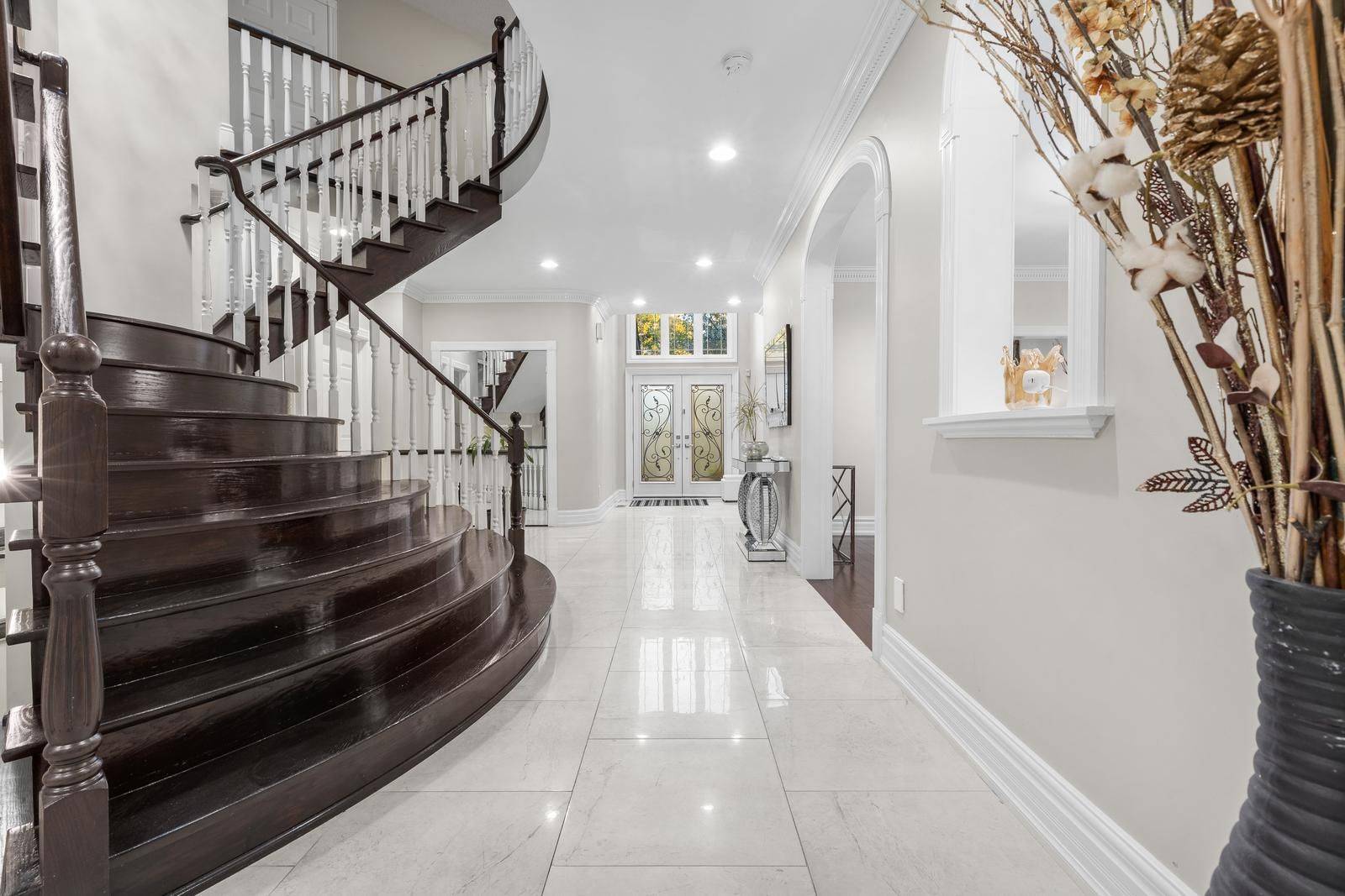 Mississauga, ON L5M 3L8,4622 Hewicks LN