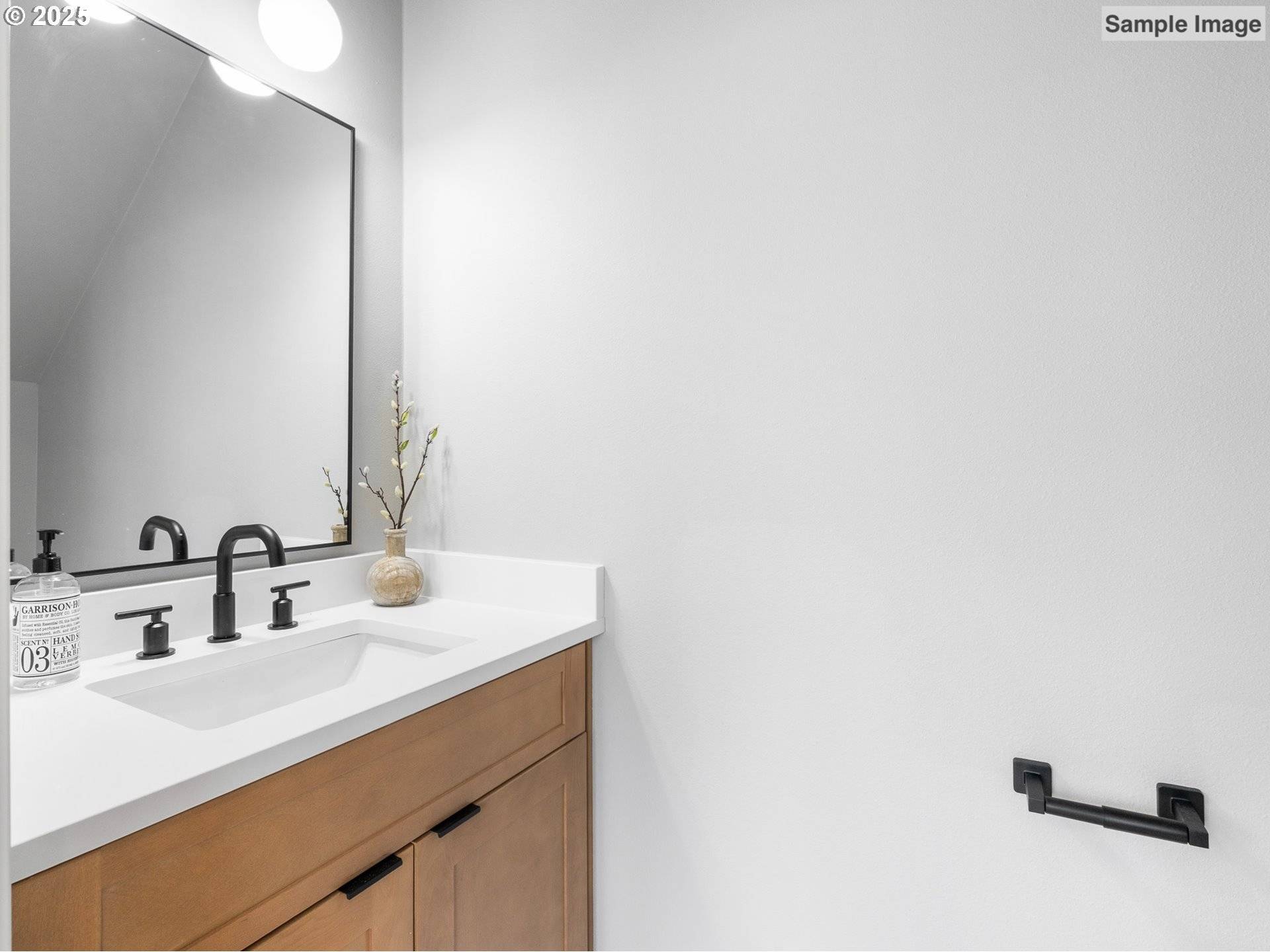 Portland, OR 97206,7191 SE Crystal Springs BLVD #9