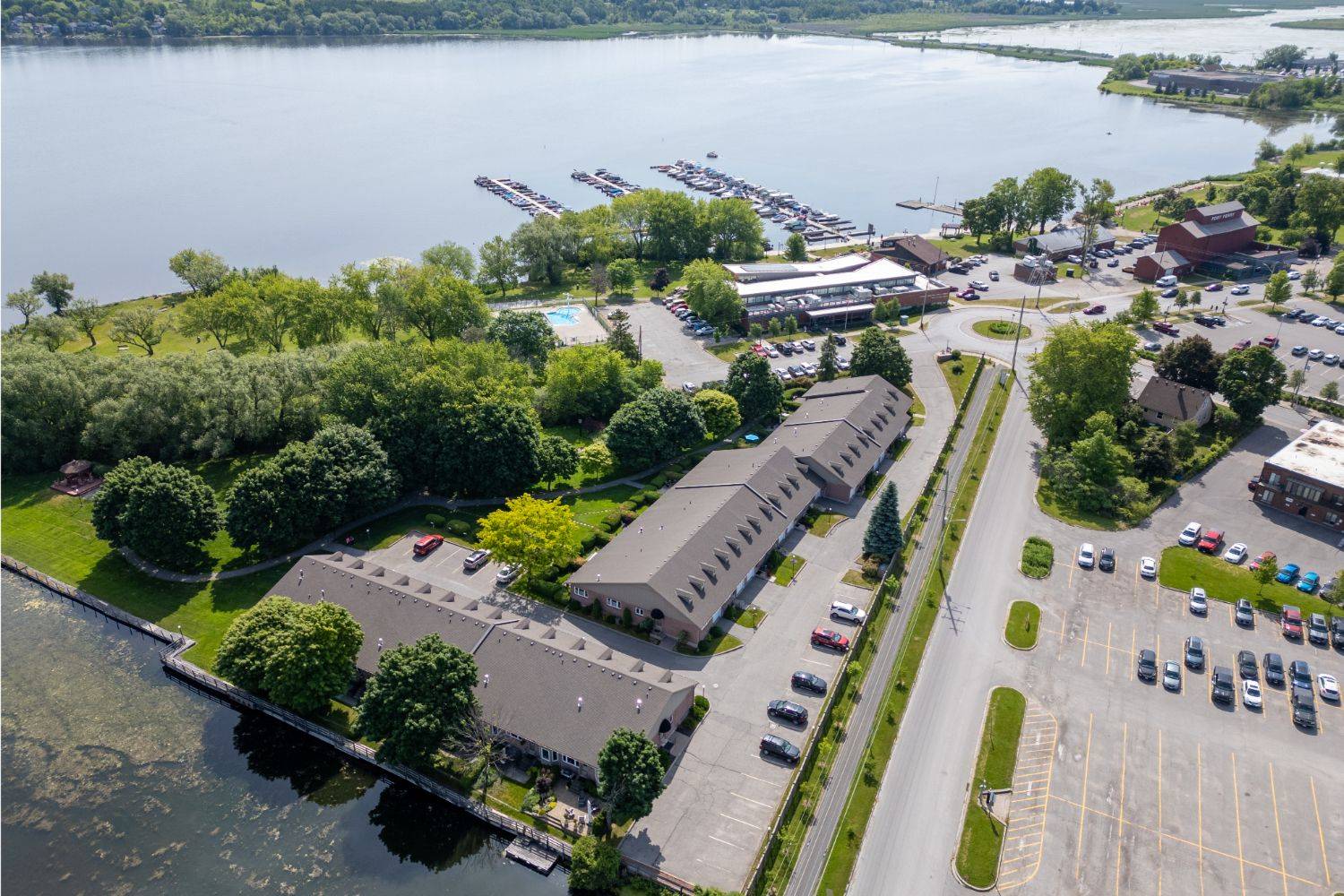 Scugog, ON L9L 1C4,234 Water ST #15