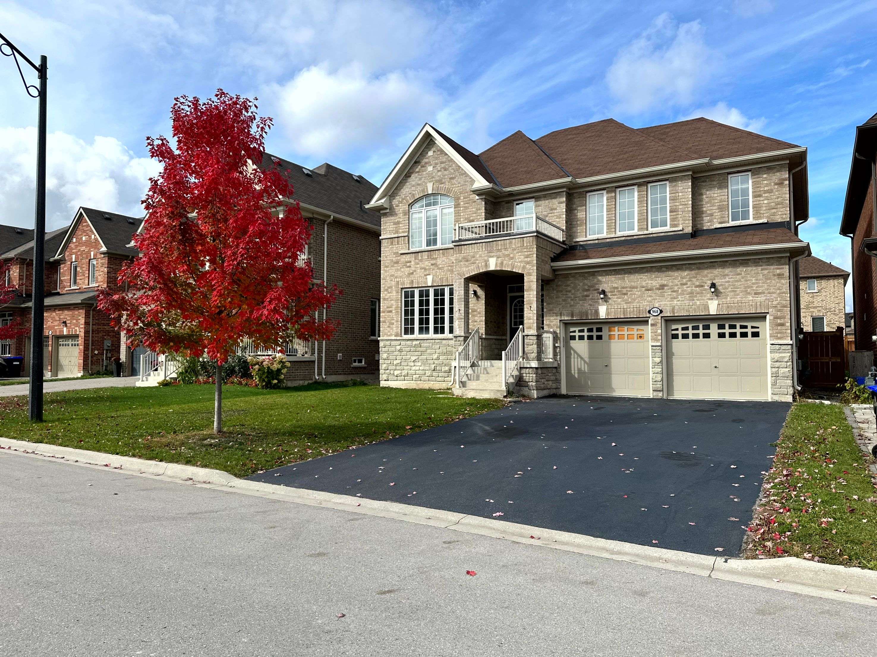 Innisfil, ON L0L 1W0,968 Green ST