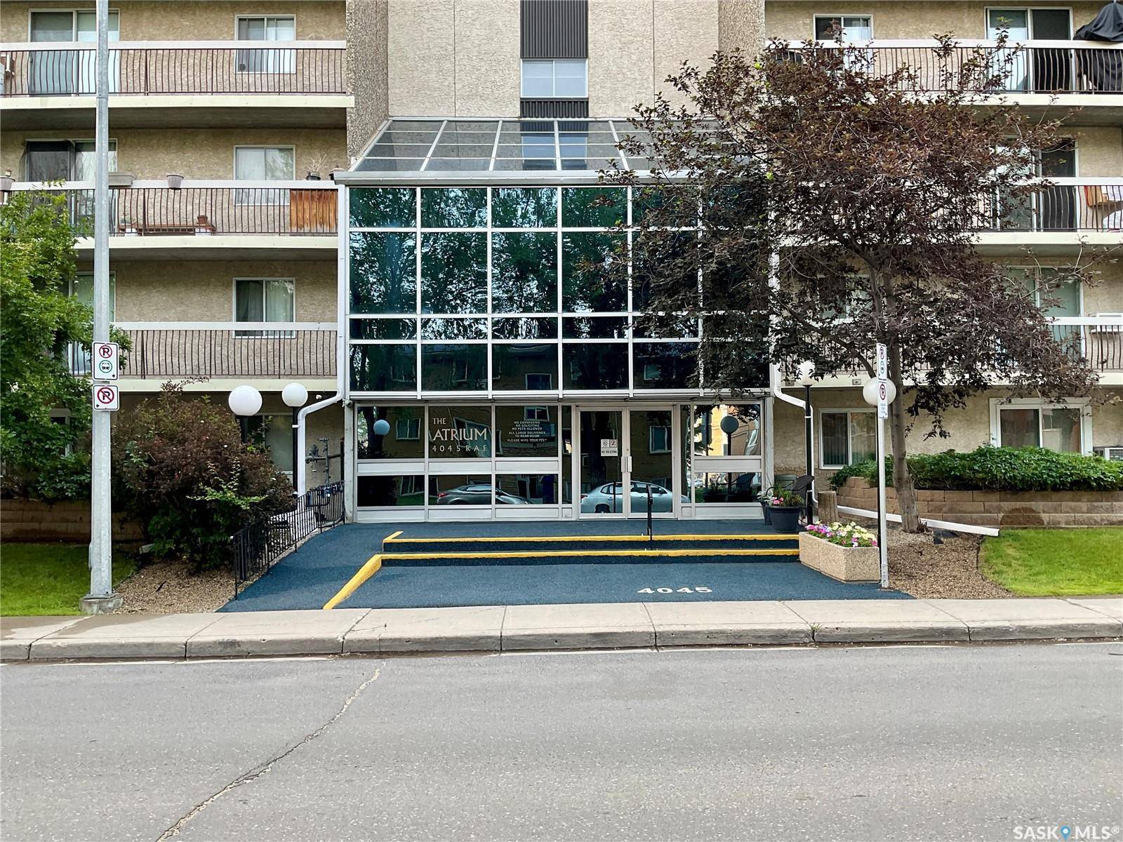 Regina, SK S4S 6Y8,4045 Rae STREET #401