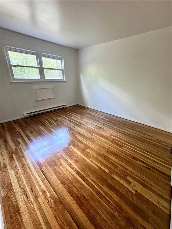 Staten Island, NY 10306,1923 South Railroad AVE