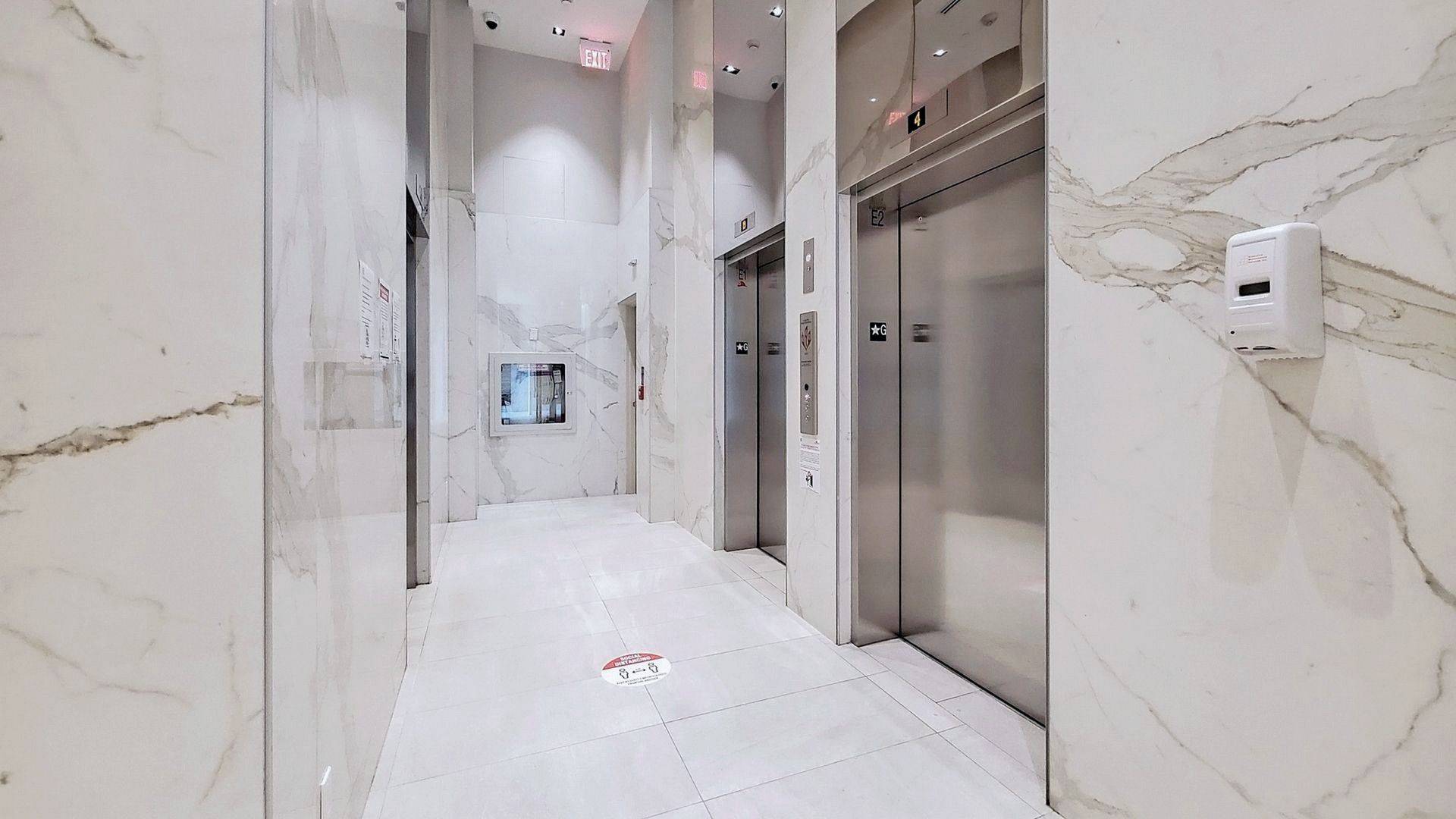 Toronto C02, ON M5P 0A2,501 St. Clair AVE W #204