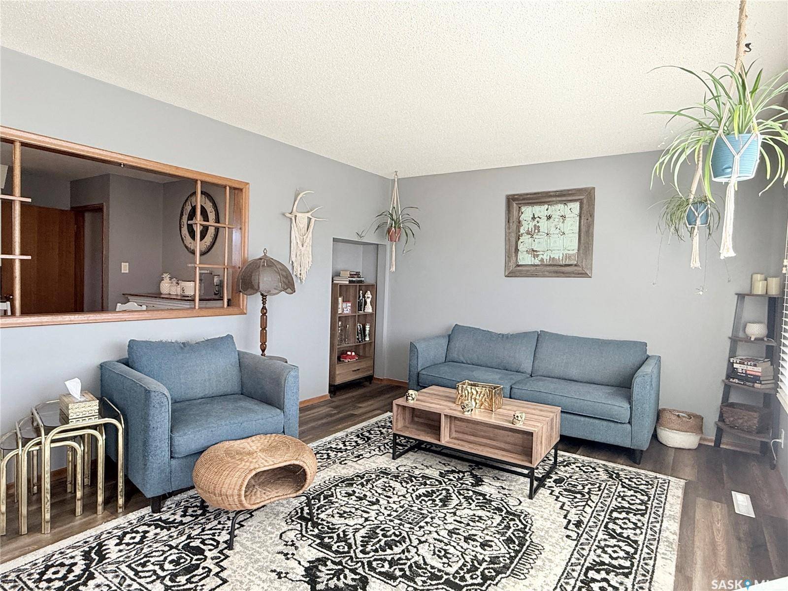 Neudorf, SK S0A 2T0,101 Young STREET