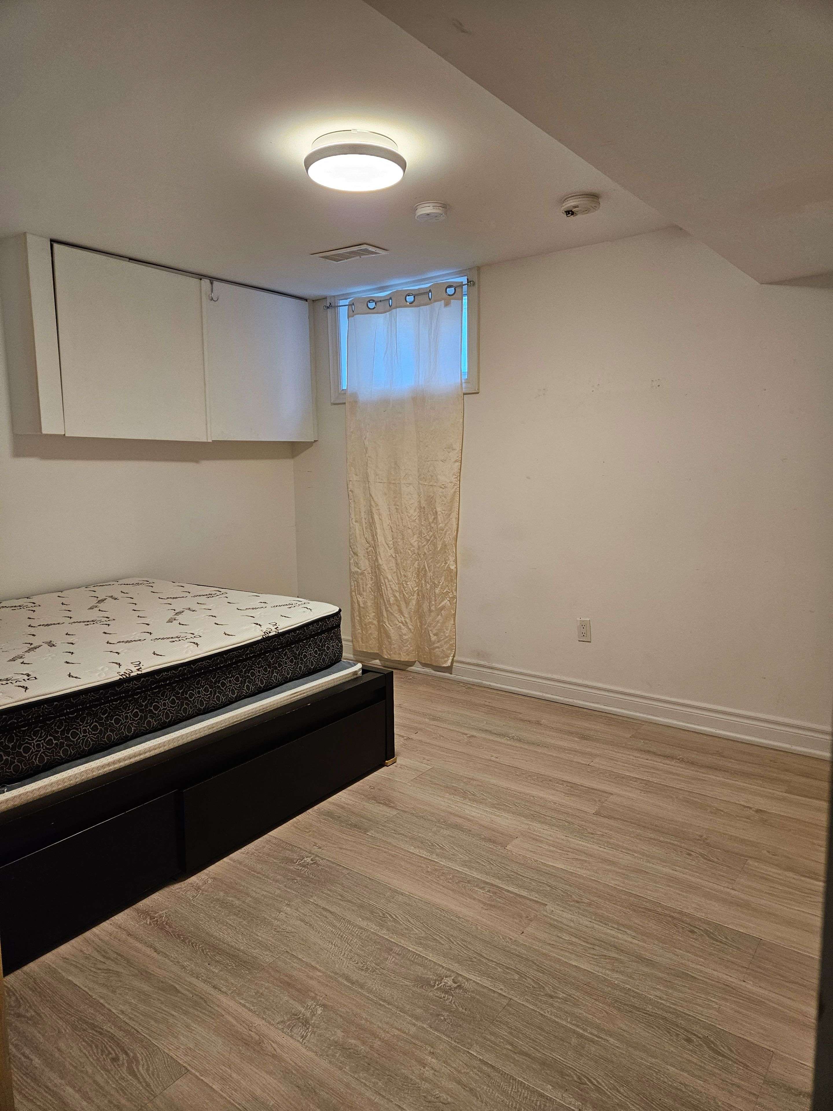 Toronto C07, ON M2R 1V5,113 Stafford RD