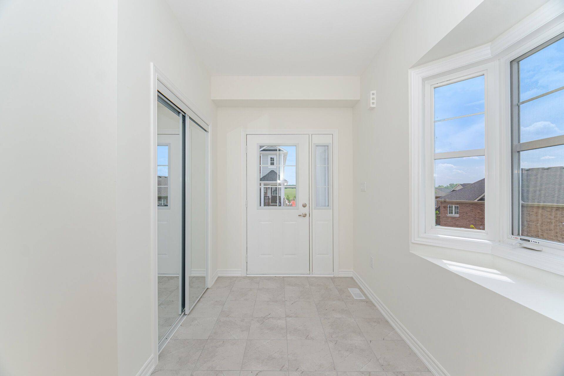 Innisfil, ON L0L 1L0,16 Ravenscraig PL