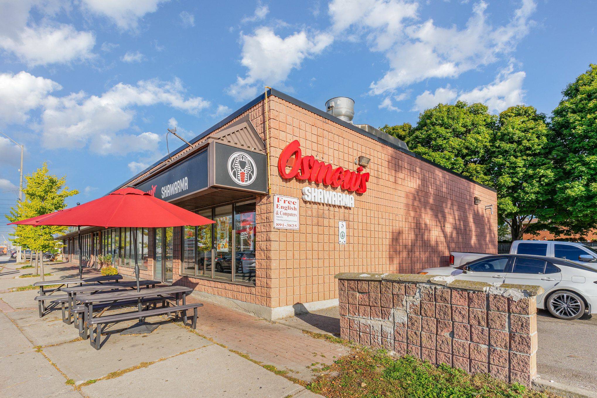 Mississauga, ON L5G 1J4,600 Lakeshore RD E