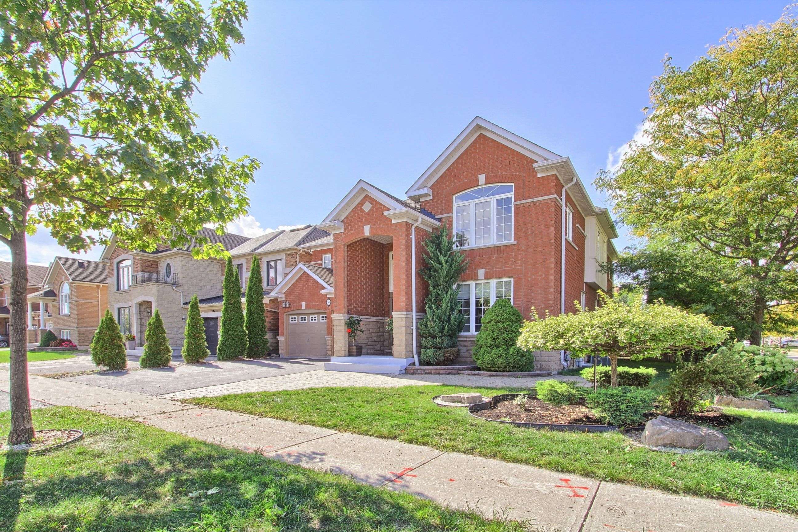 Aurora, ON L4G 0A3,30 Conover AVE