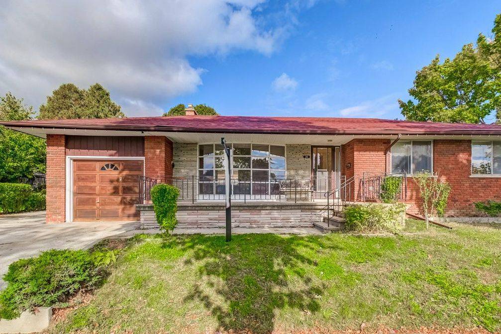 Toronto W09, ON M9P 1J3,30 Renault CRES