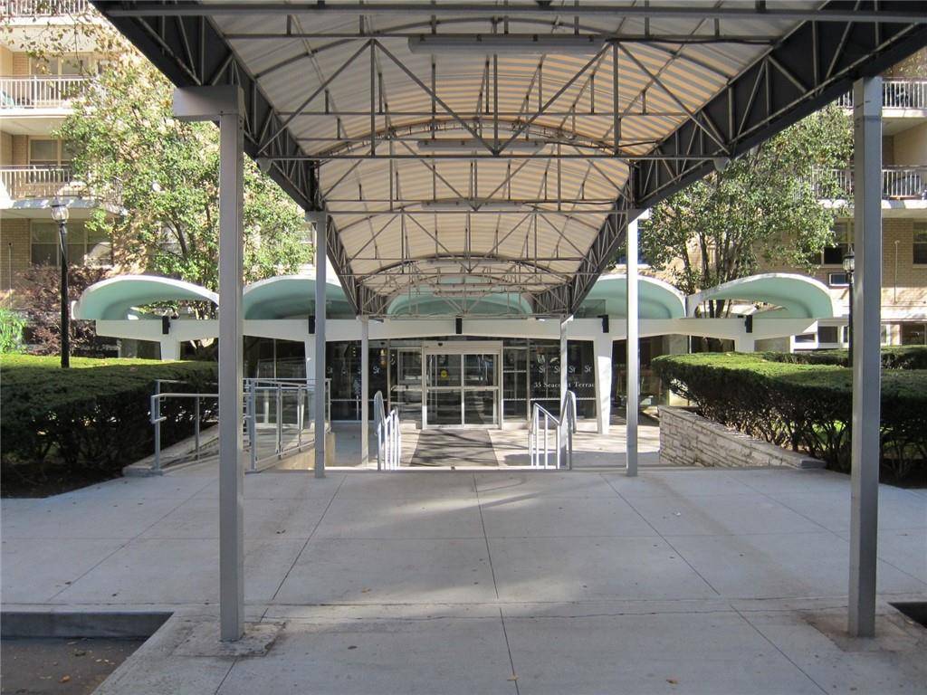 Brooklyn, NY 11235,35 Seacoast TER #21F