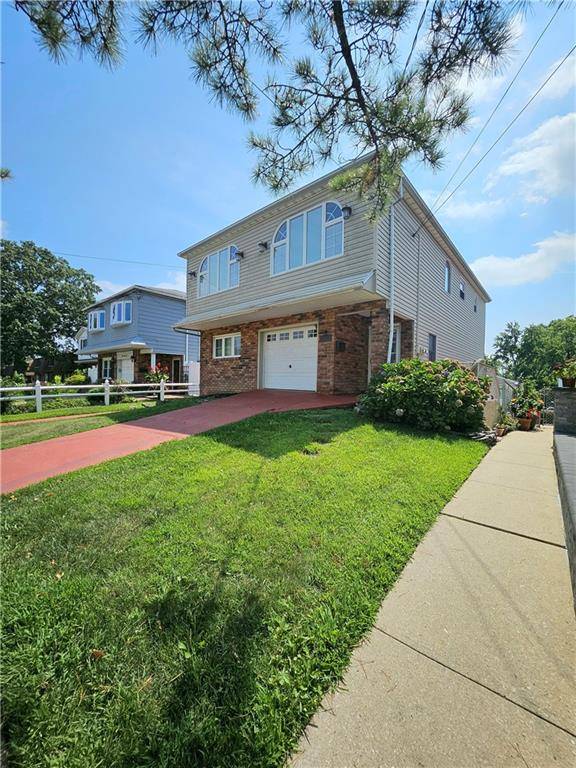 Staten  Island, NY 10309,880 Sinclair AVE