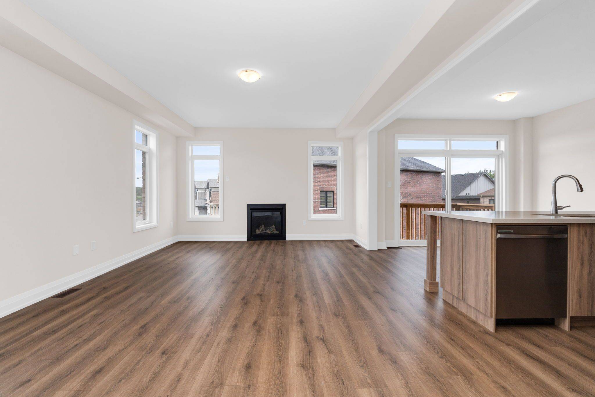 Springwater, ON L9X 2E1,58 Bearberry RD