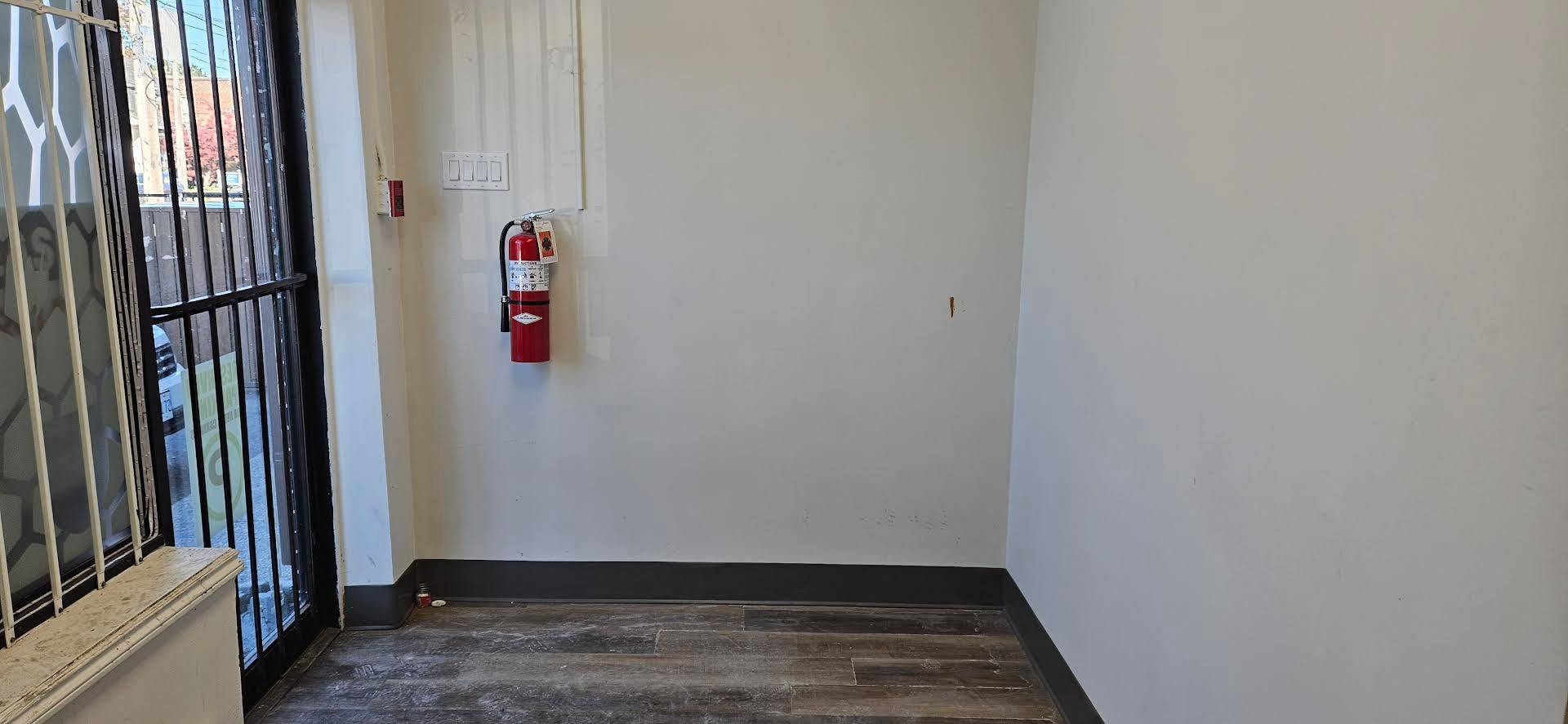 Toronto W02, ON M6N 1K9,2413 St Clair AVE W ##Main