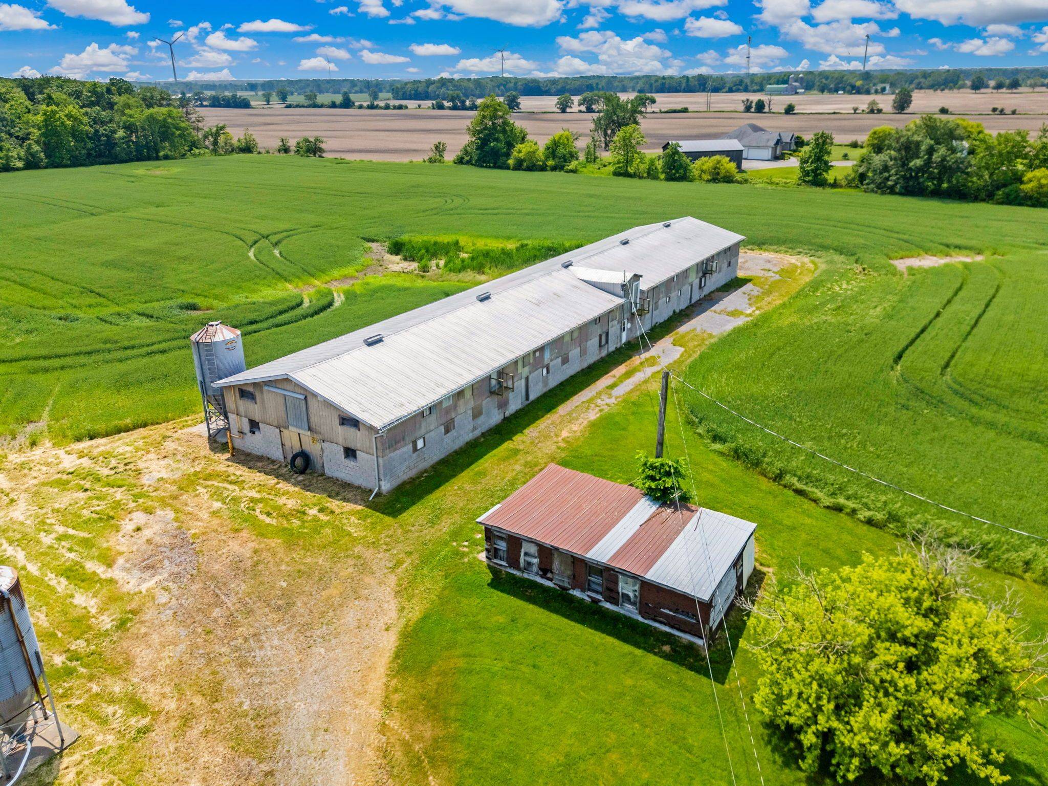 West Lincoln, ON L0R 1Y0,5950 Regional Road 65 N/A