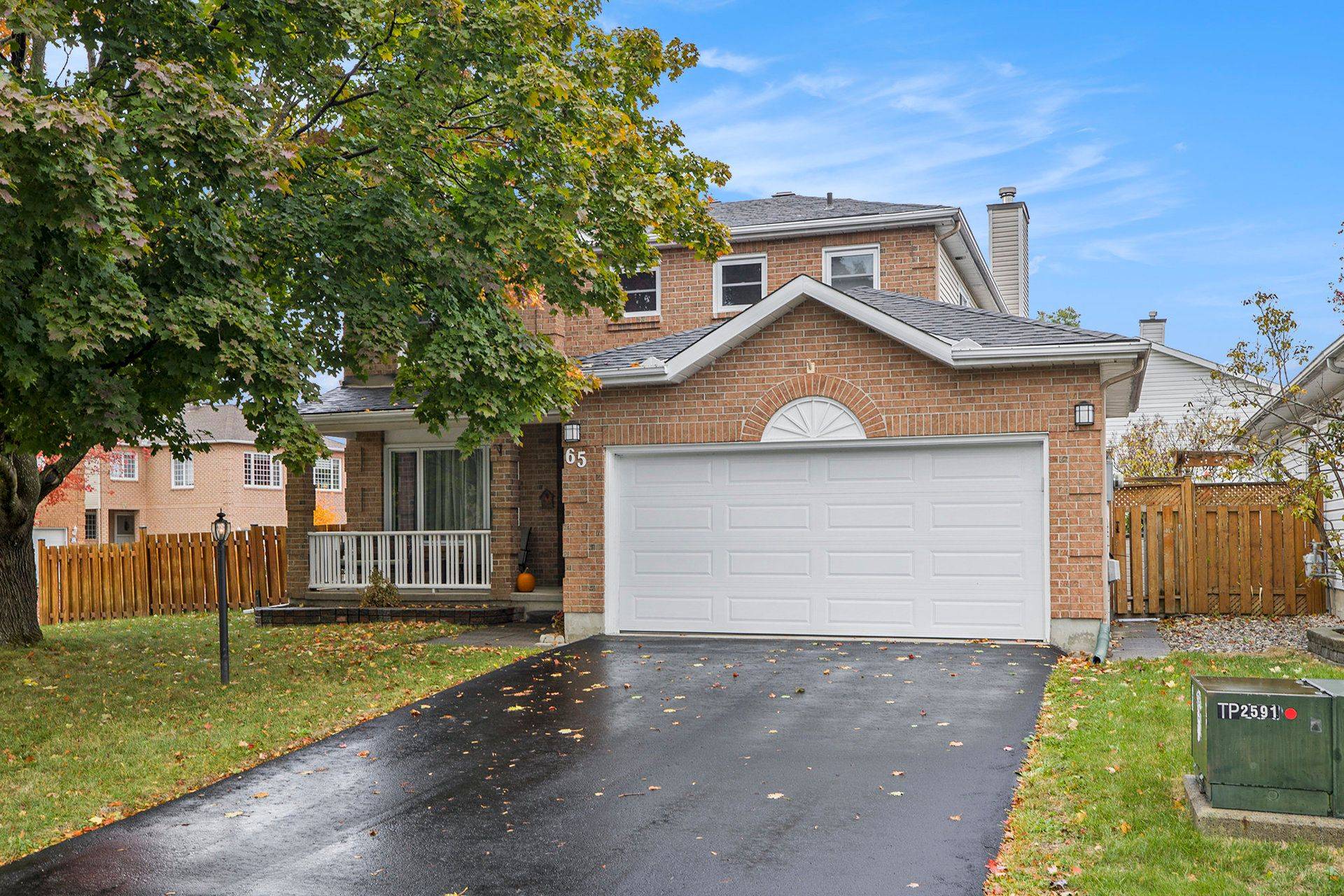 Kanata, ON K2M 1T1,65 Willow Glen DR