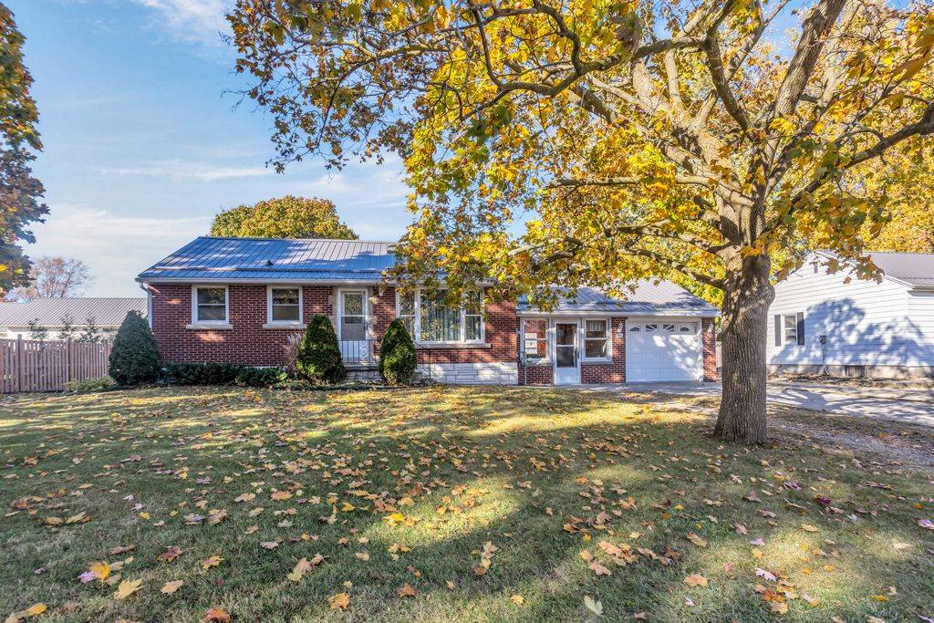 Lambton Shores, ON N0N 1J0,50 MacHenry ST