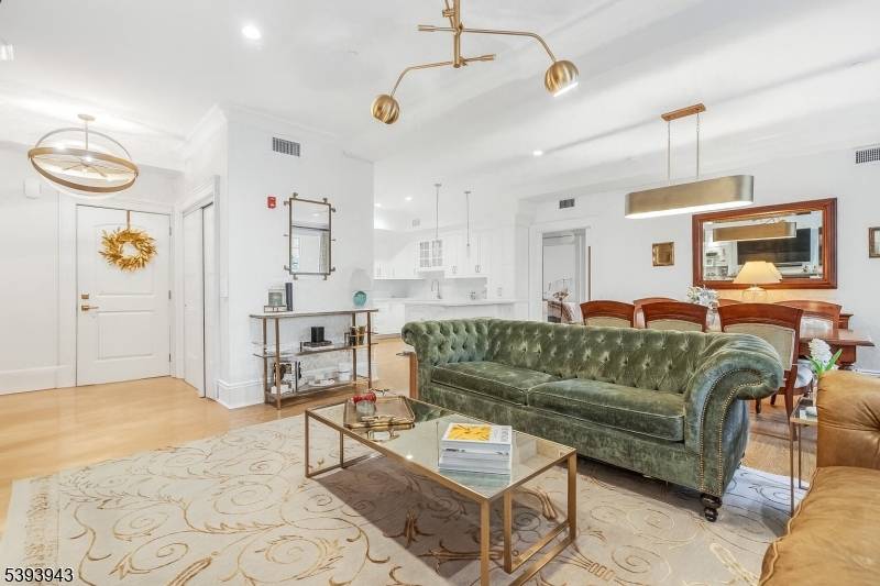 80 Claremont Rd #802, Bernardsville Boro, NJ 07924