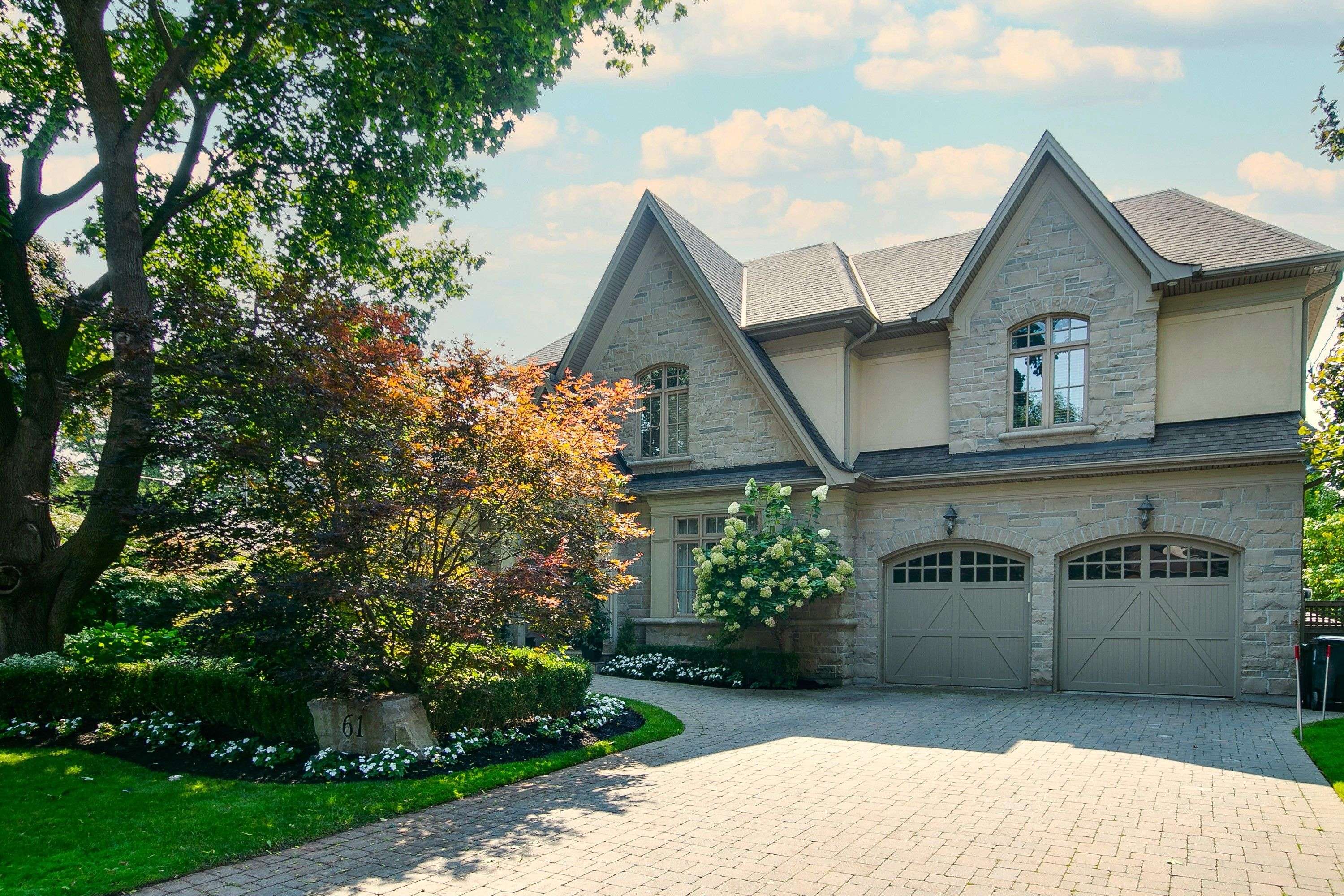 Toronto W08, ON M9A 2P3,61 Princess Anne CRES