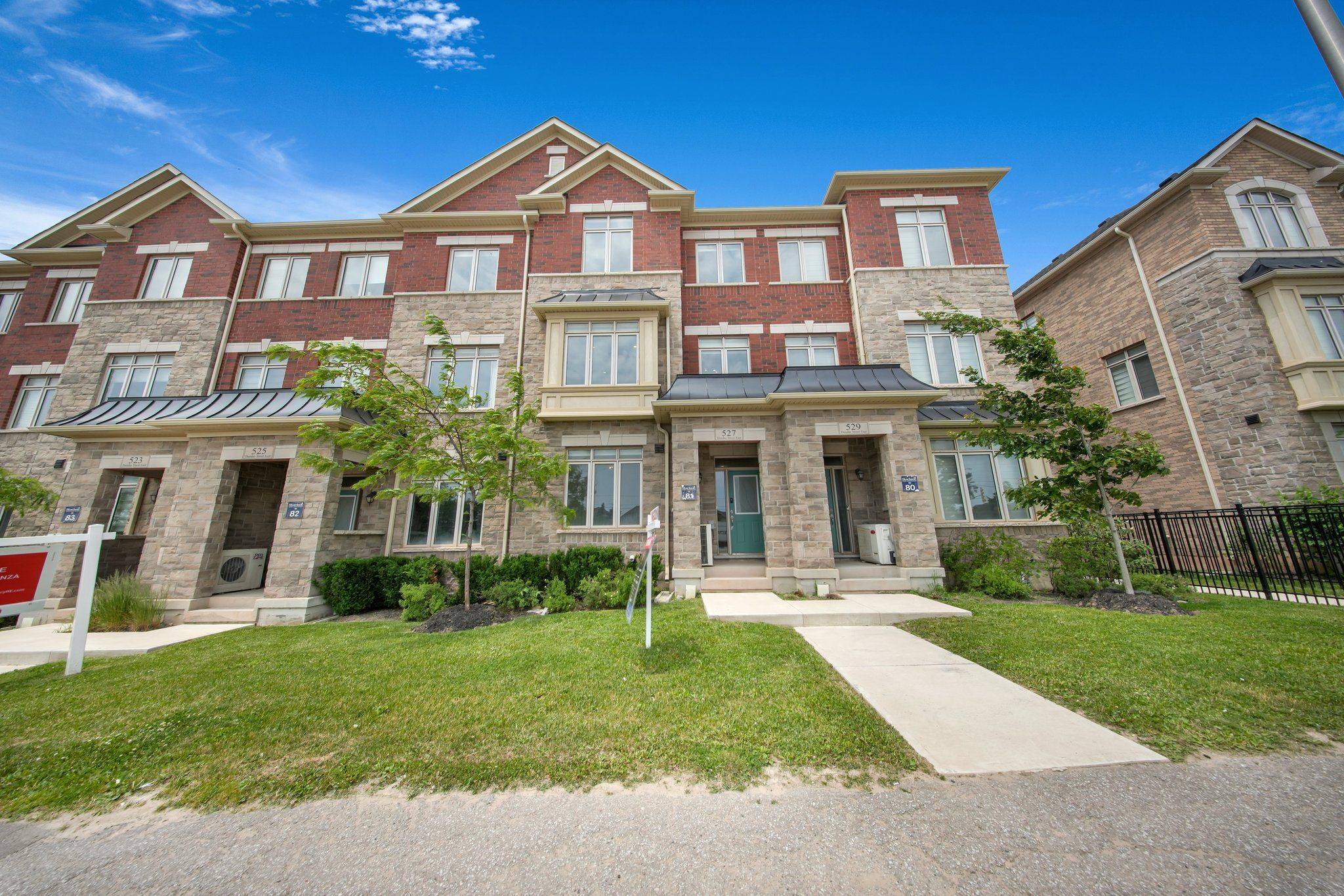 527 Dundas ST, Oakville, ON L6H 3P6