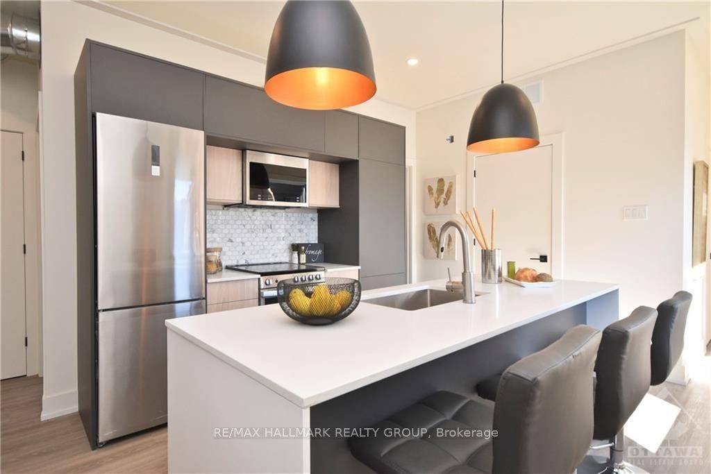 Lower Town - Sandy Hill, ON K1N 7Z6,368 Chapel ST #2