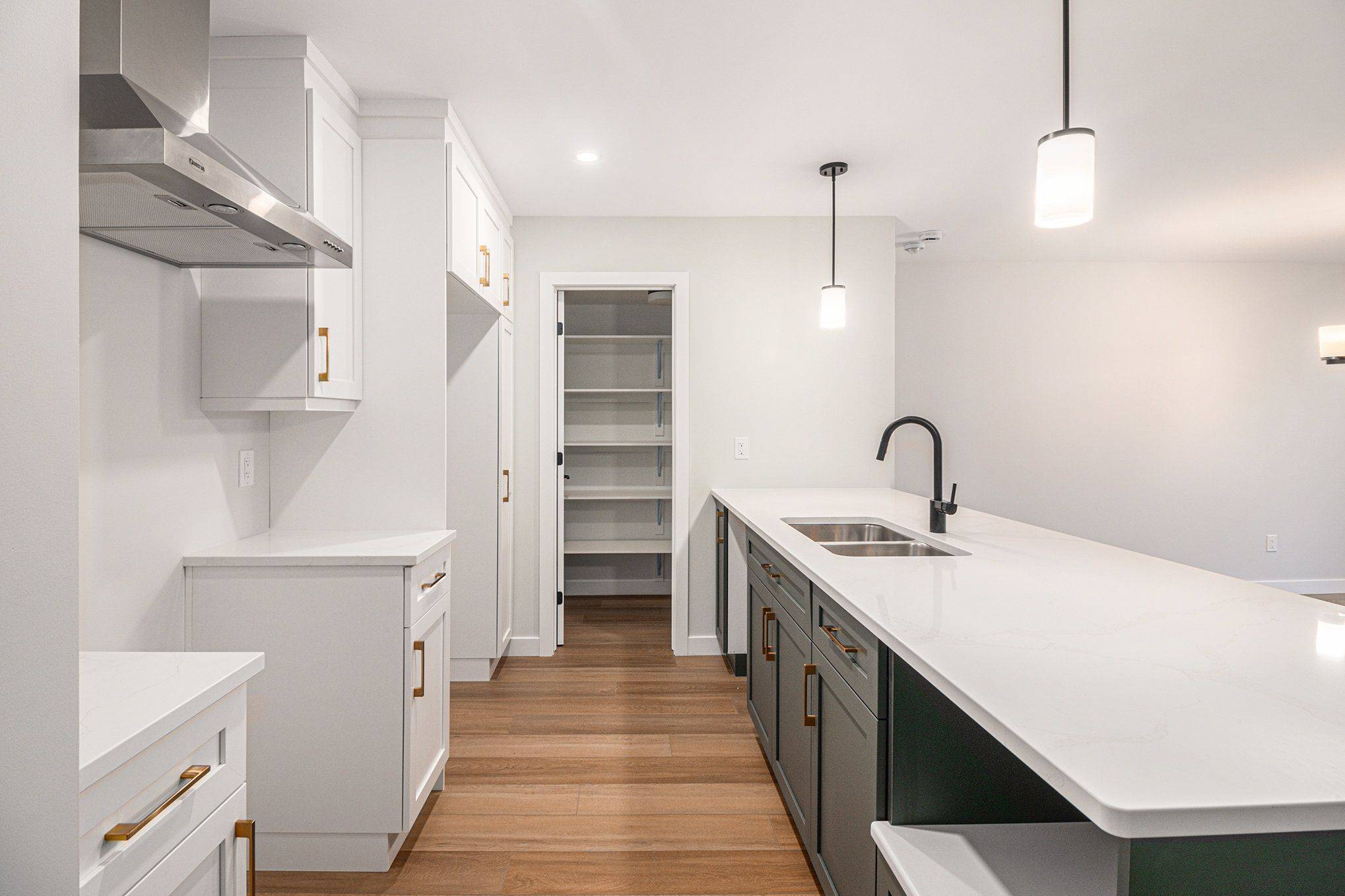 North Stormont, ON K0A 1R0,69 HELEN ST