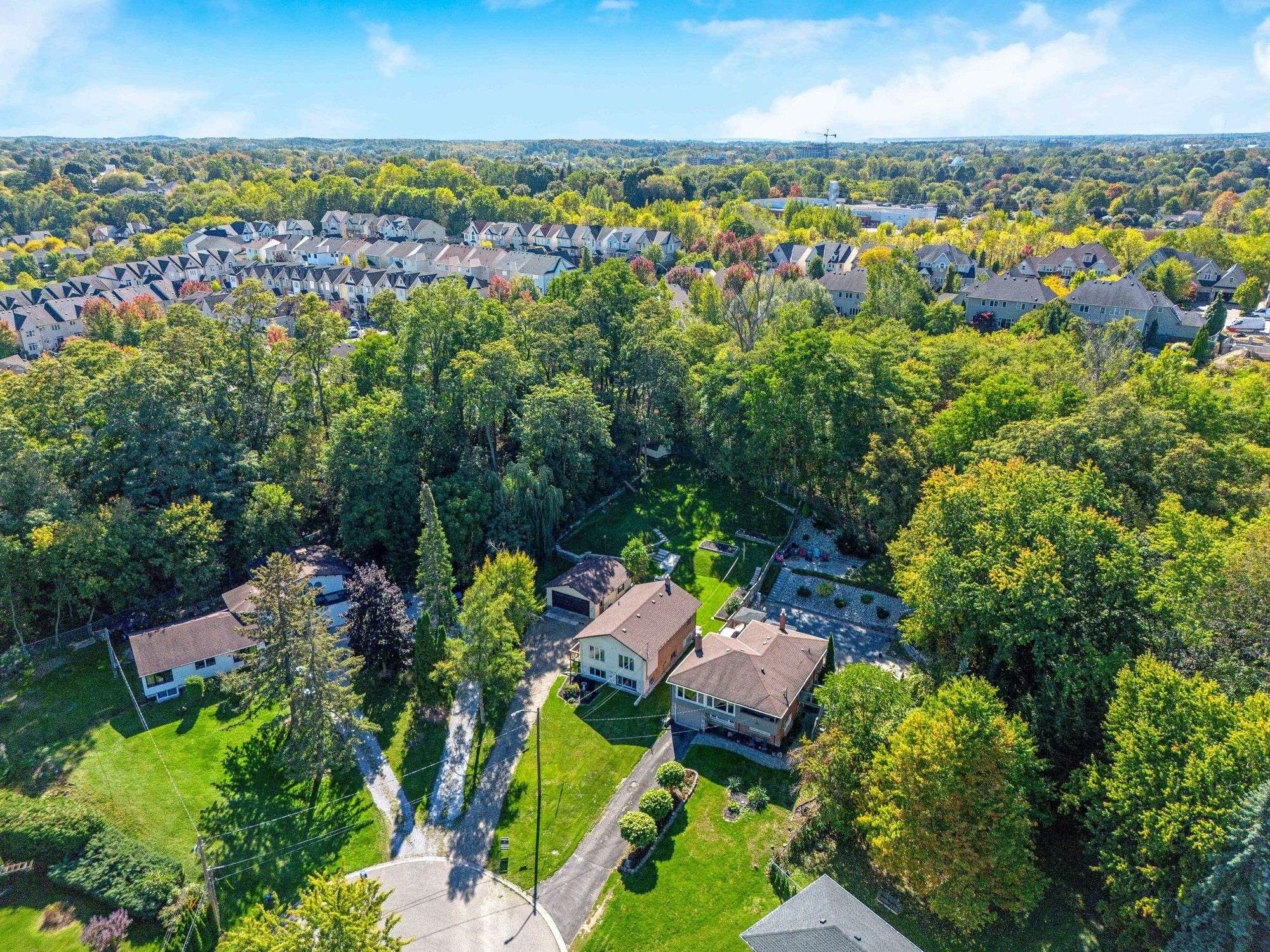 Halton Hills, ON L7G 2V4,116 Park ST E