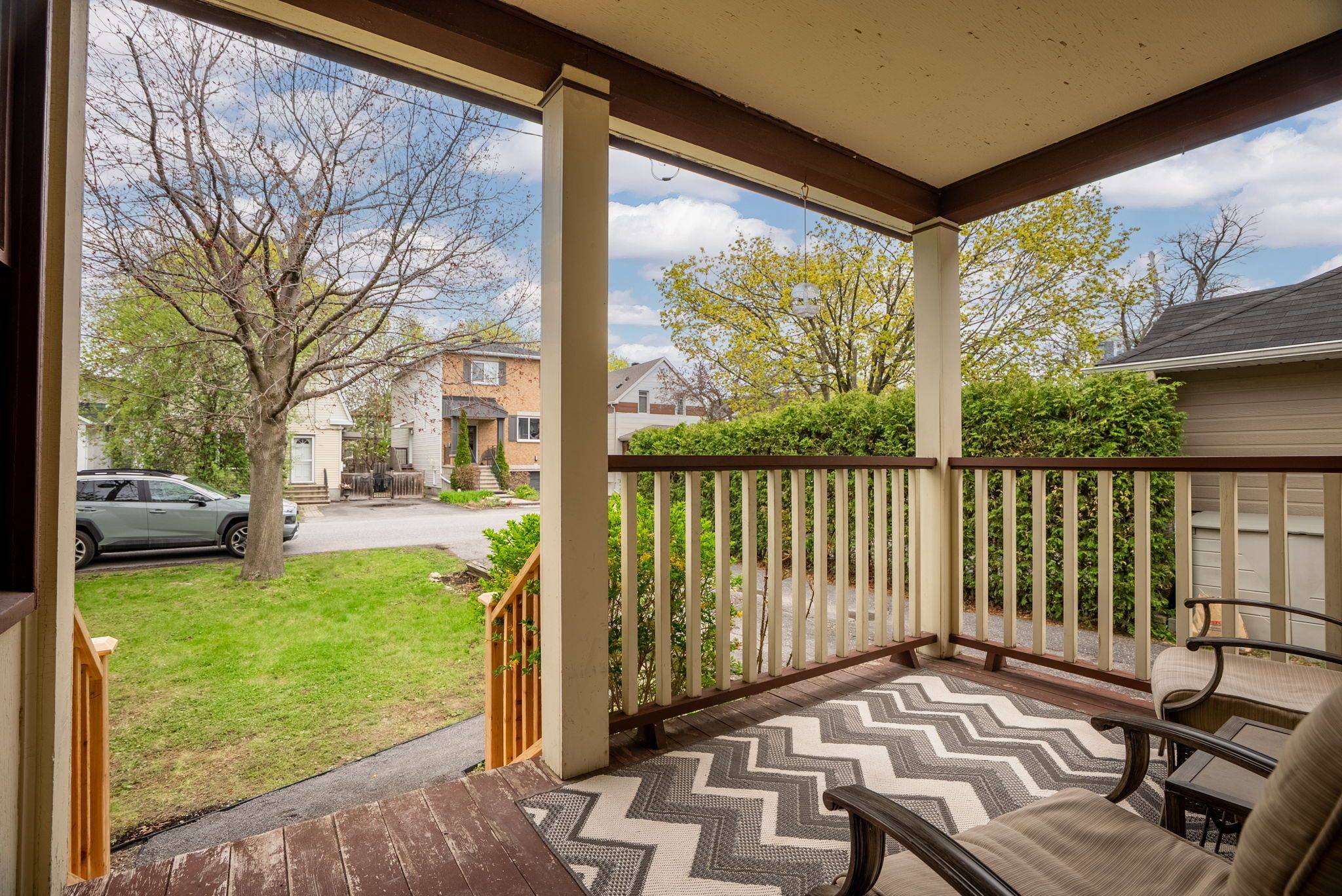 Carlingwood - Westboro And Area, ON K2A 1X5,674 Melbourne AVE