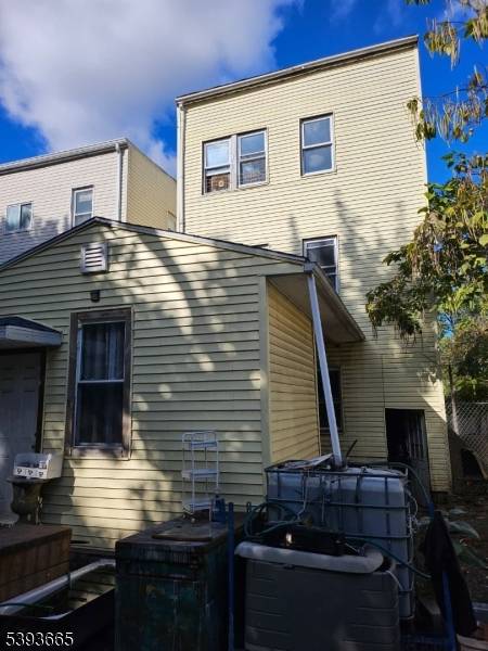 Irvington Twp., NJ 07111,420 21St St